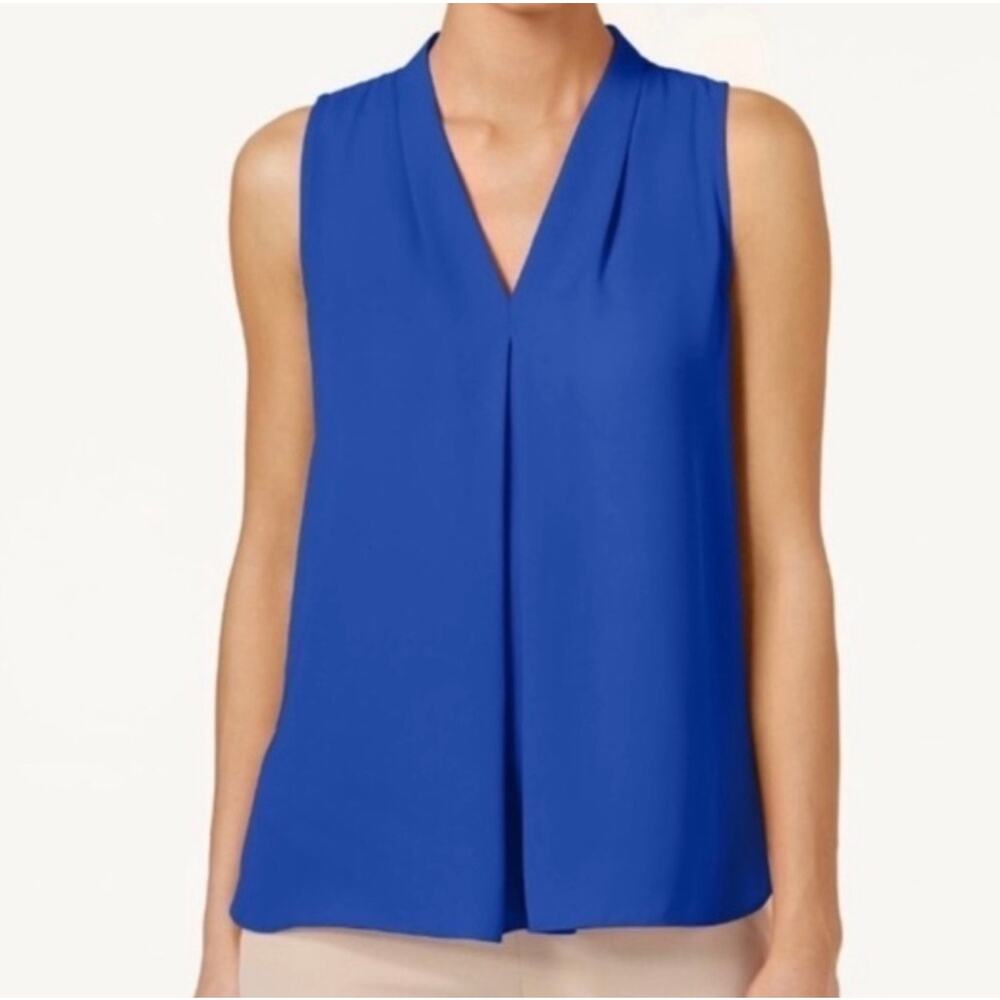 Vince Camuto Merra Pleated V-Neck Sleeveless Blouse Bright Blue Office‎ Chic - M
